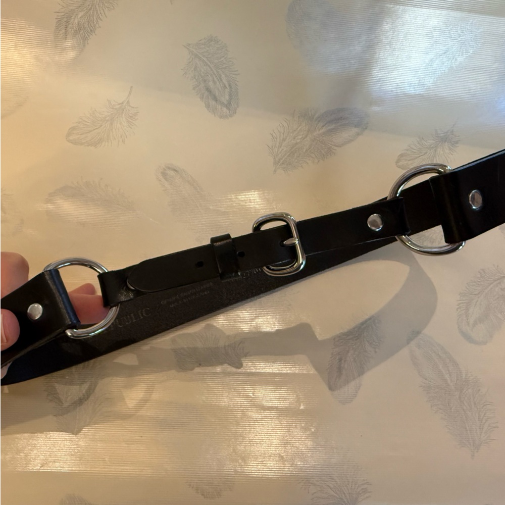 Black leather Banana Republic belt with silver buckle
 size XS